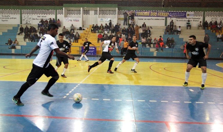 Gerência de Esportes dá prosseguimento a Copa Cidade Naviraí de Futsal