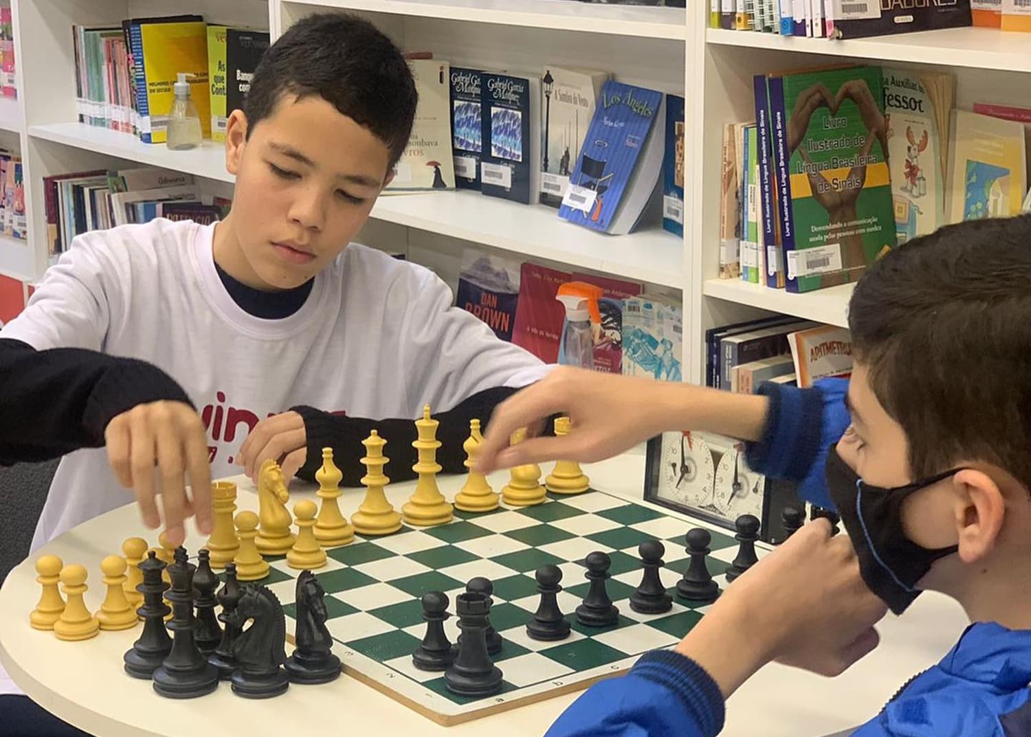 Naviraí define representantes do Xadrez que irão disputar os Jogos da Juventude de MS