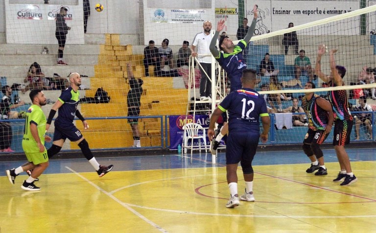 Naviraí disputa finais da 18ª Copa Conesul de Voleibol no domingo em Paranhos