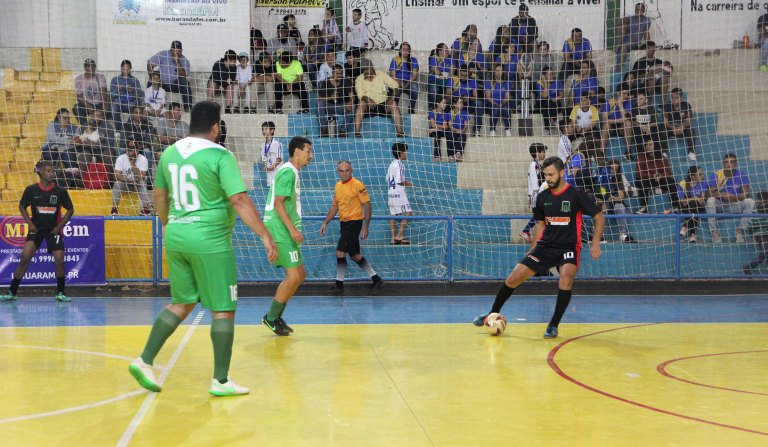 Copa Cidade Naviraí de Futsal de Base e Adulto terá finais na quinta e sexta-feira