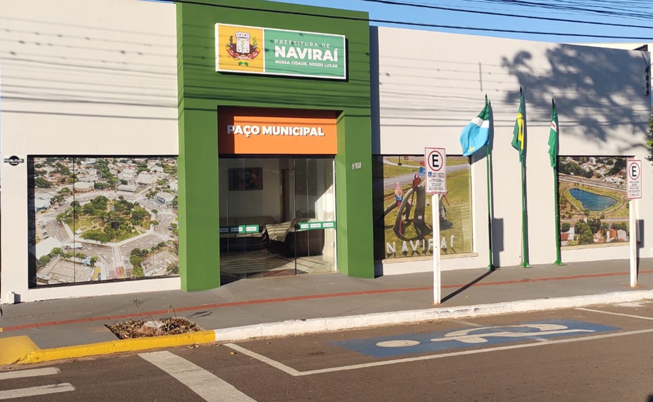 Prefeitura de Naviraí paga 1ª parcela do 13º e estimula a economia do comércio local
