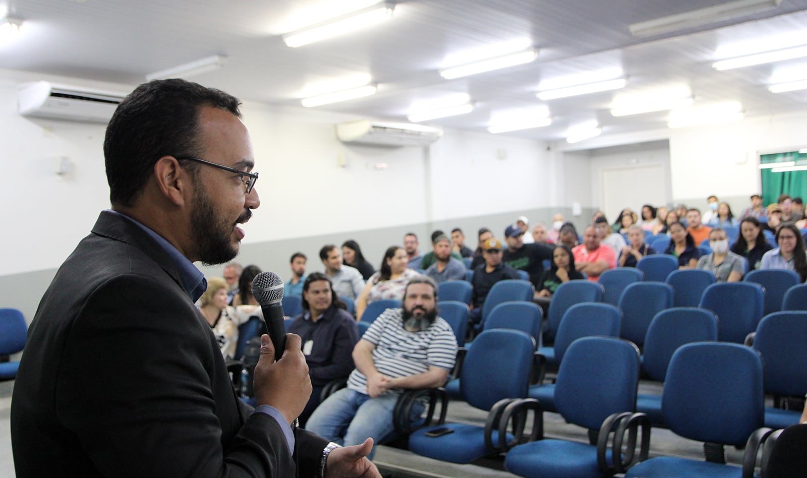 Prefeitura de Naviraí lança o Projeto de parceria Adote Uma Praça