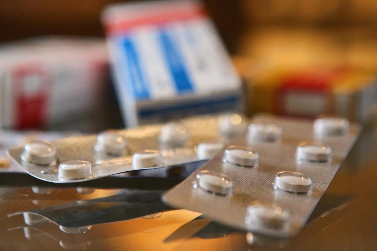 Falta de medicamentos básicos é relatada em hospitais de todo Brasil, aponta levantamento