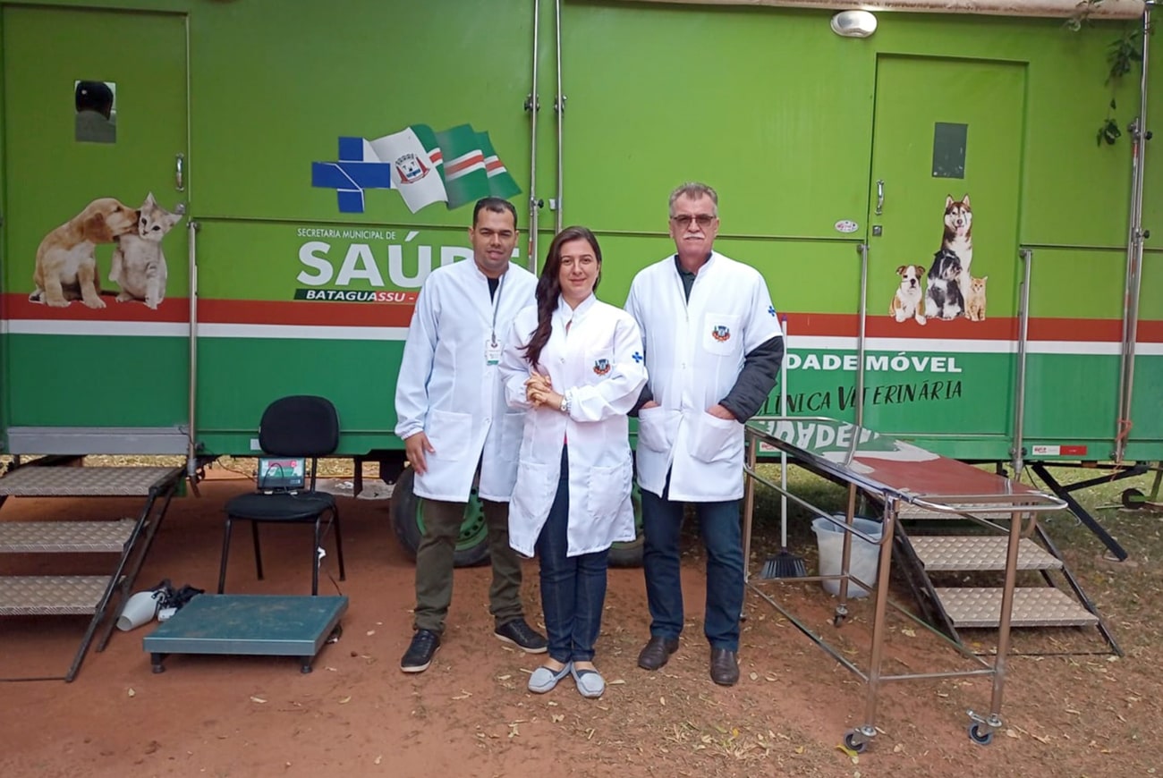 Equipe da Sede Administrativa do Abrigo de Cães e Gatos de Naviraí participa de treinamento em castramóvel
