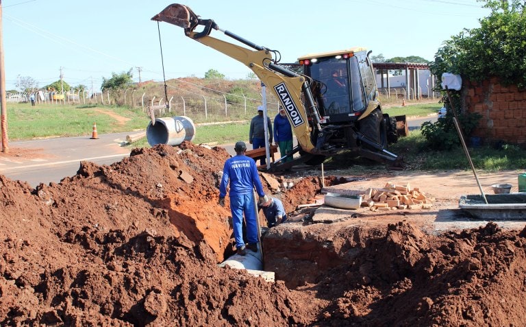 Prefeitura realiza obra de drenagem e soluciona problema em ponto crítico do Jardim Tarumã
