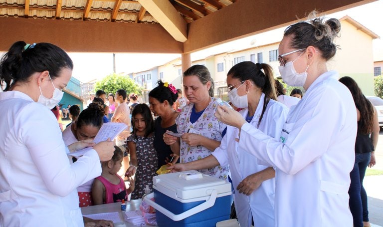 Saúde de Naviraí e Rotary realizam Vacinação contra Pólio e Multivacinação no Residencial Nelson Trad