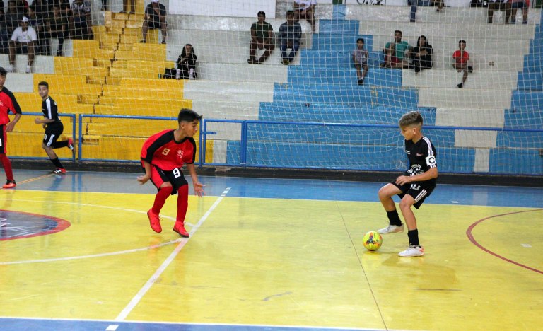 Gerência de Esportes dá prosseguimento a 25ª Copa Chama de Futsal de Base