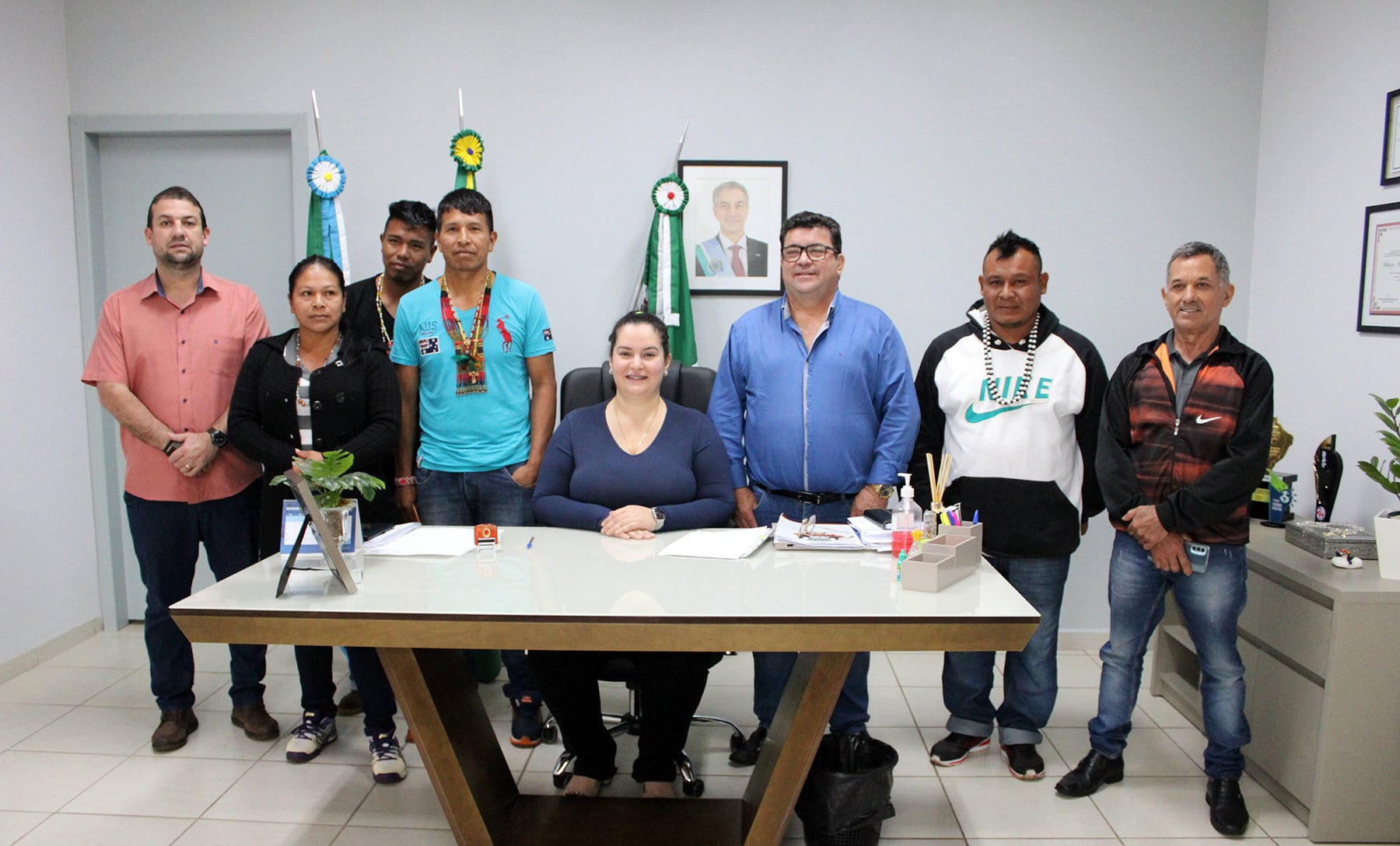 Indígenas visitam Prefeita de Naviraí e pedem apoio para festa da Comunidade Mborevy y Tarumã