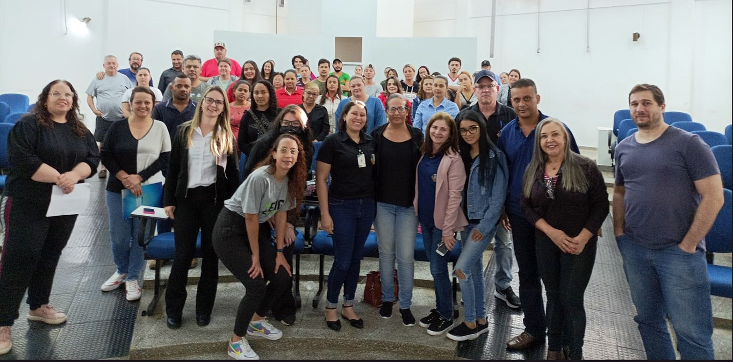 Vigilância Sanitária de Naviraí realiza palestras destinadas a empresários e manipuladores de alimentos