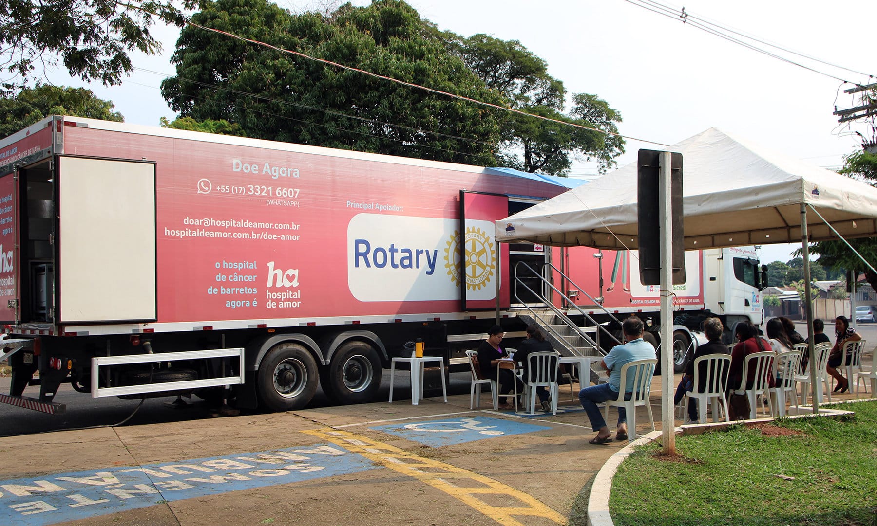 Carreta do Hospital do Amor realiza exames até sexta-feira, dia 23, em Naviraí