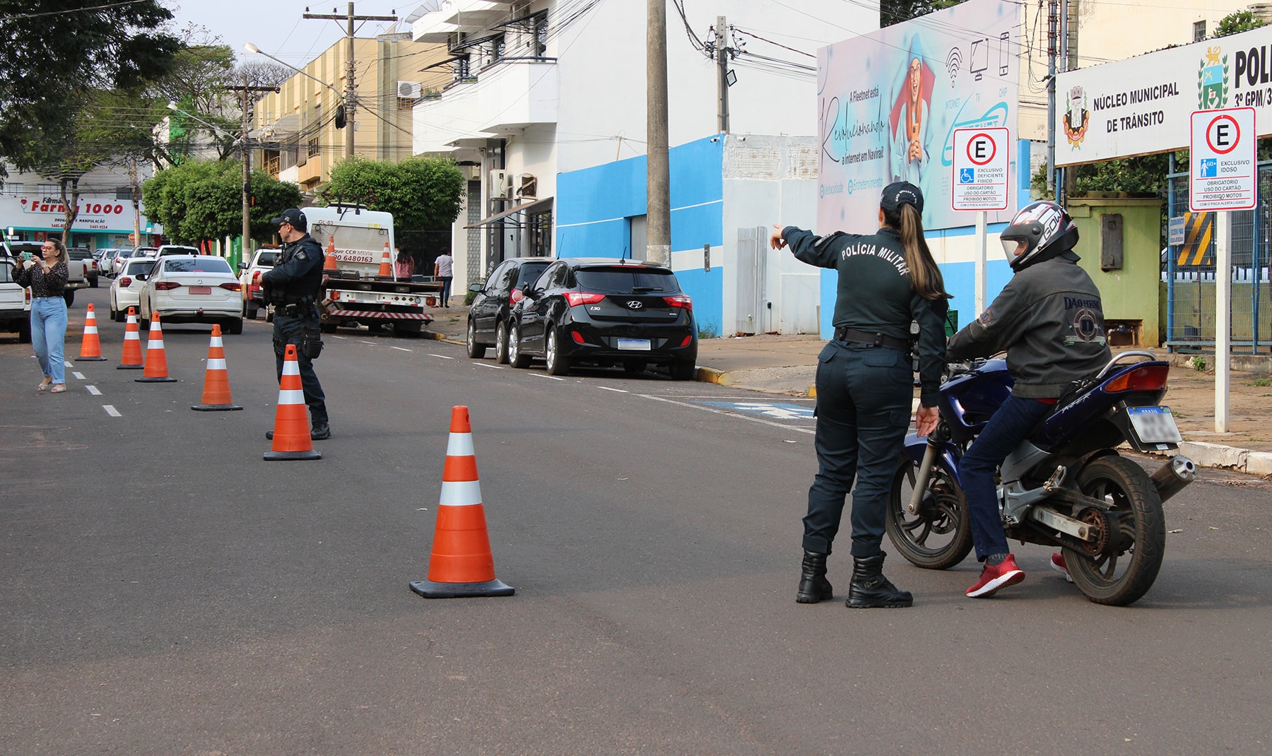 Blitz educativa e fiscalizatória encerrou a Semana do Trânsito em Naviraí