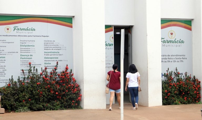 Farmácia Municipal está com mais de 76% de medicamentos em estoque para atender a população