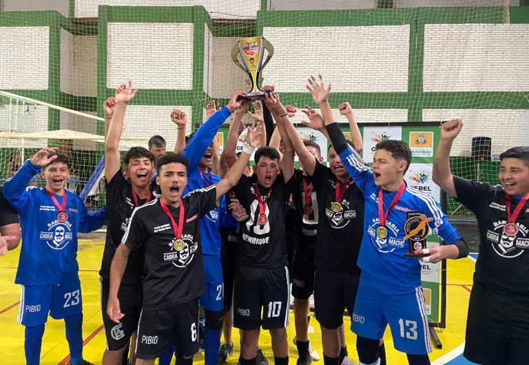 Com participação de 11 municípios, Naviraí conclui a 25ª Copa Chama de Futsal de Base