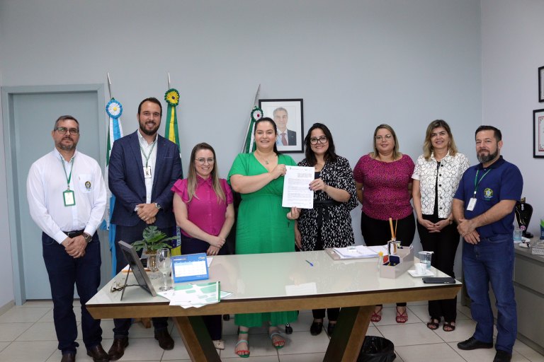 Prefeitura de Naviraí e IFMS firmam parceria para criação de Software de Gestão de Benefícios Eventuais