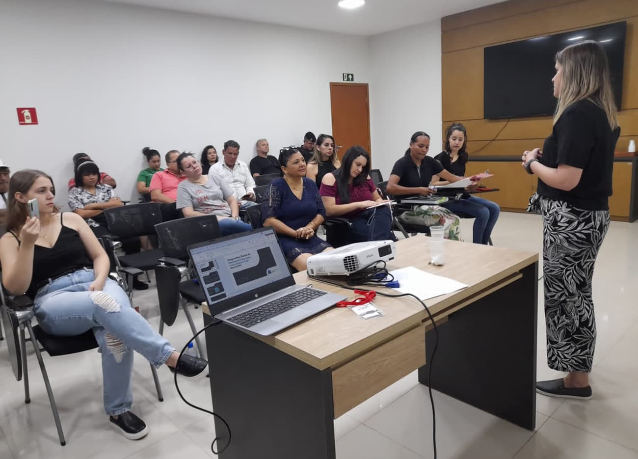 Núcleo de Habitação realizou a 2ª reunião do Grupo Institucional do Poder Público