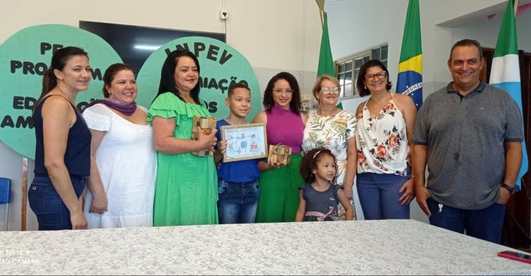 Prefeitura de Naviraí e INPEV premiam ganhadores do Concurso de Desenho e Redação do Dia do Campo Limpo