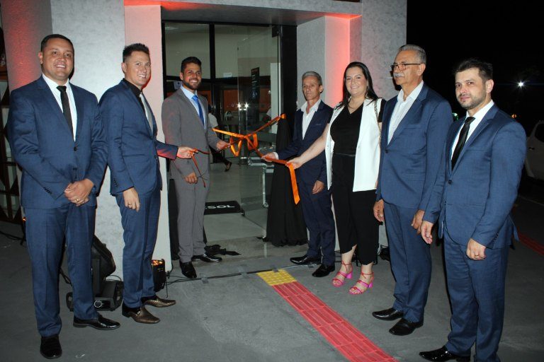 Governo de Naviraí prestigia a inauguração da agência da Cresol Pioneira