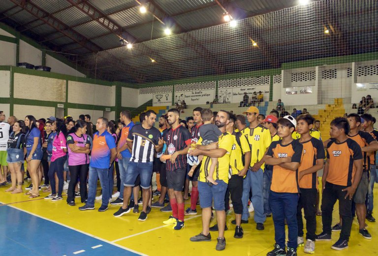 Com 36 equipes, Prefeitura inicia a Copa Cidade Naviraí de Futsal Adulto Masculino e Feminino 2023