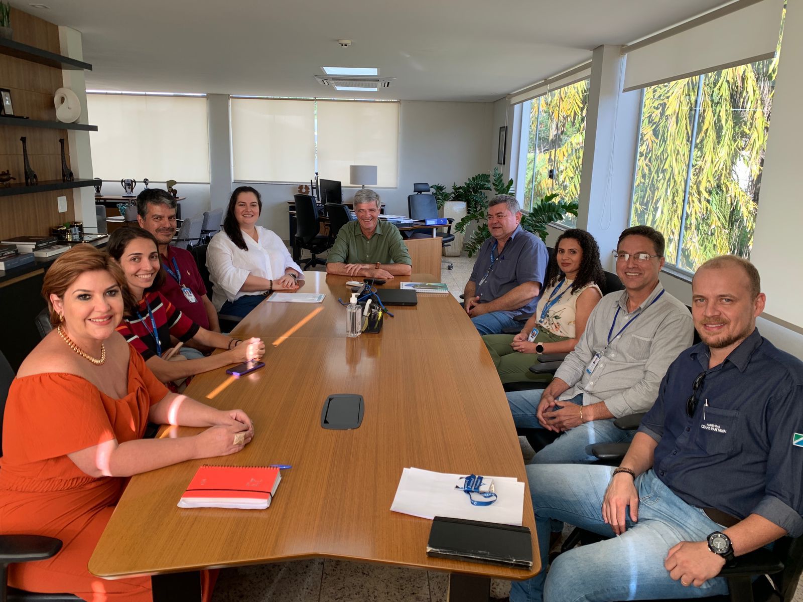 Governo de Naviraí e Sanesul se reúnem para tratar sobre execução de obras de saneamento básico