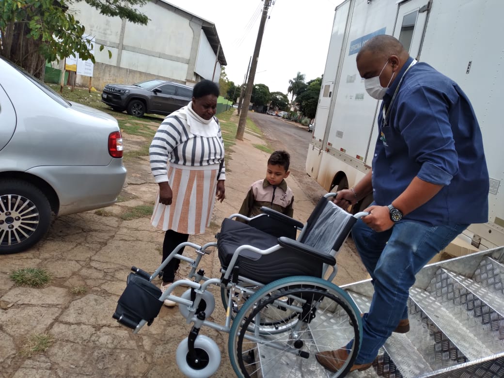 Saúde de Naviraí inicia pré-atentimentos para Oficina Ortopédica Itinerante da CER/APAE