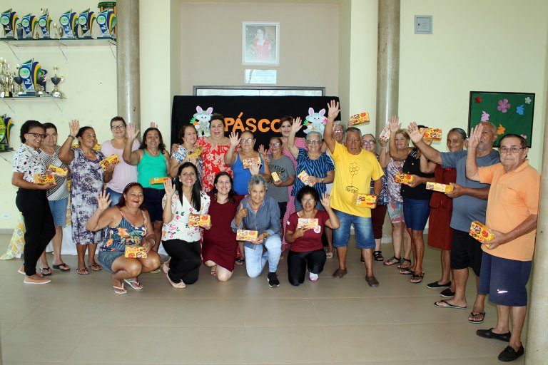 Assistência Social da Prefeitura de Naviraí promove comemoração da Páscoa no Centro de Convivência do Idoso