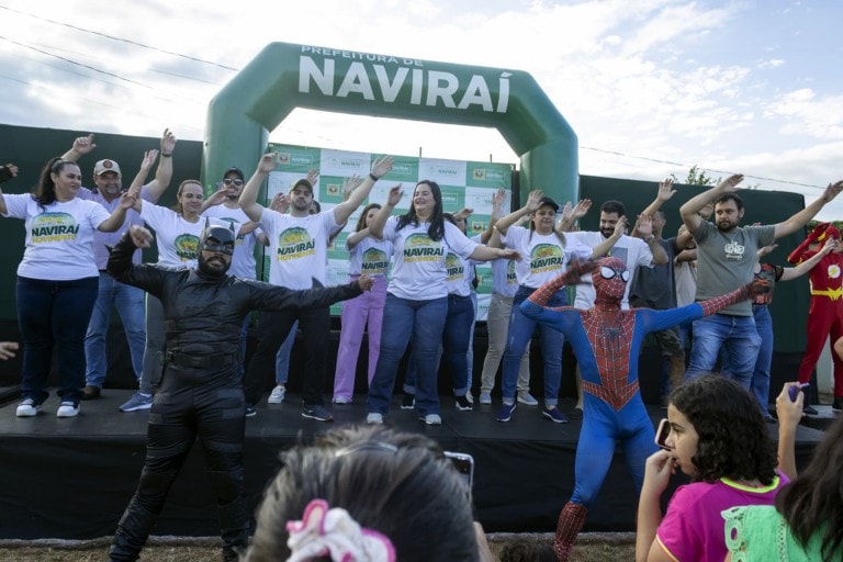 Com o Projeto Naviraí em Movimento, Prefeitura leva ações de infraestrutura e lazer ao Vila Nova