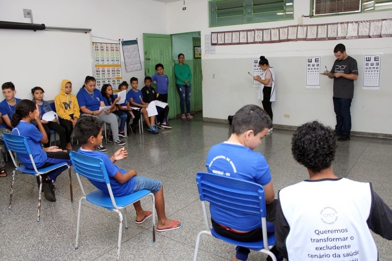 Projeto é iniciado em Naviraí para garantir atendimento oftalmológico a 2 mil alunos da Rede Municipal