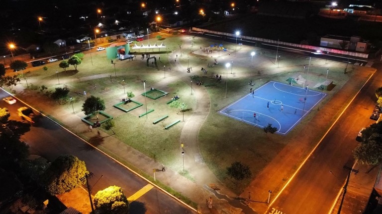 Revitalizada, Praça Deputado Onevan de Matos é entregue e contempla moradores da região do Jardim Paraíso