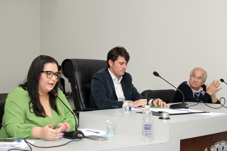 Gestores de sete municípios debatem regionalização da Saúde ou aumento no repasse para Naviraí, sede da microrregião