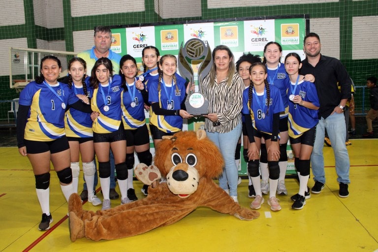 Representante do vôlei feminino de Naviraí para os Jogos