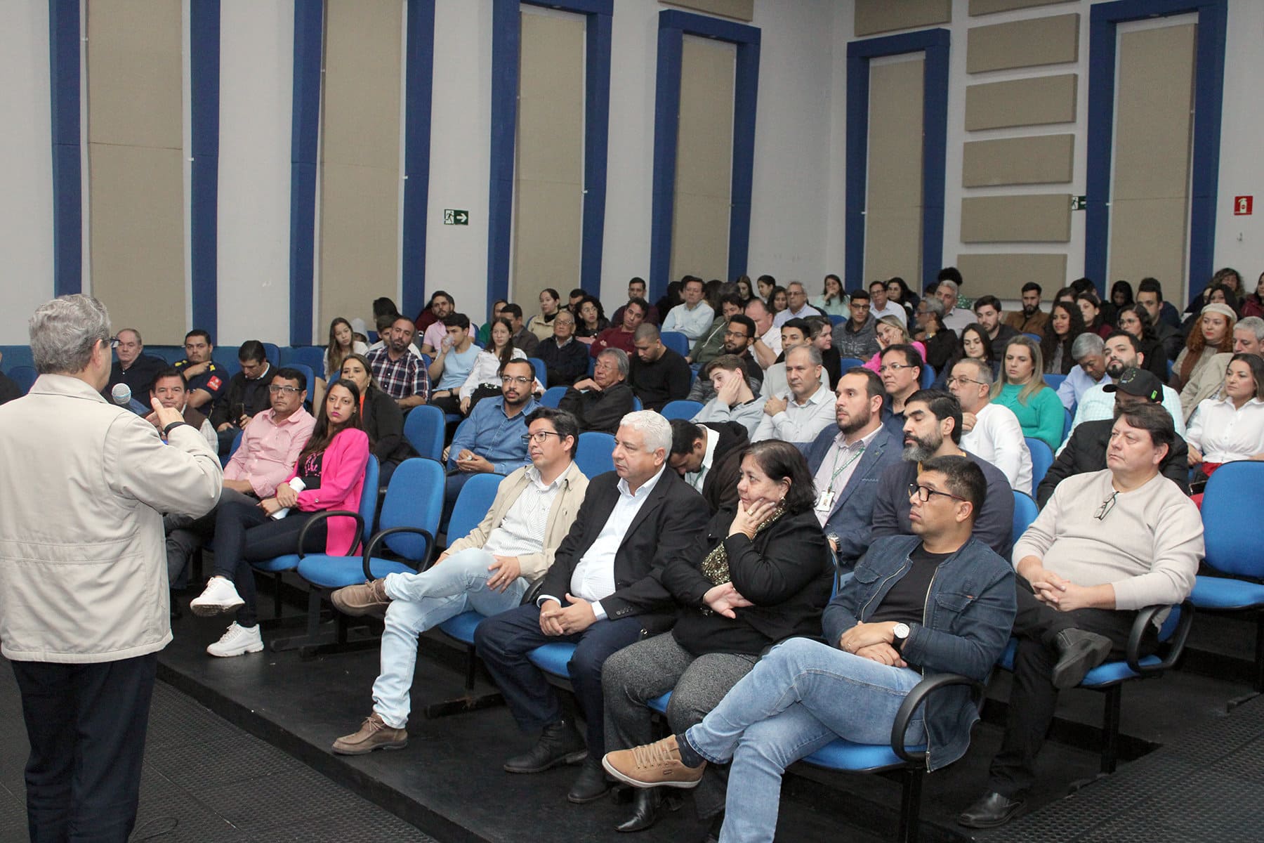 Palestra viabilizada pela Prefeitura de Naviraí, Sebrae e ACEN discute o papel da sociedade organizada no futuro da cidade