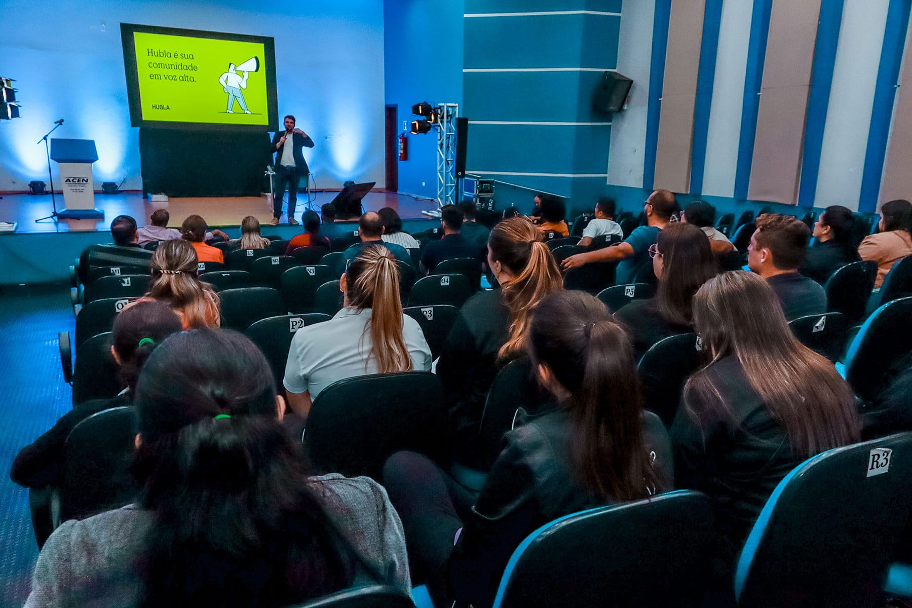 Naviraí recebe palestra de Tony Ventura sobre inovação e gestão