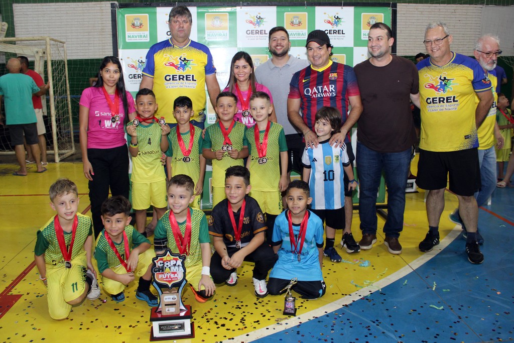 torneio-penaltis-de-futebol-de-salao-premia-os-campeoes-em-navirai-6.jpg