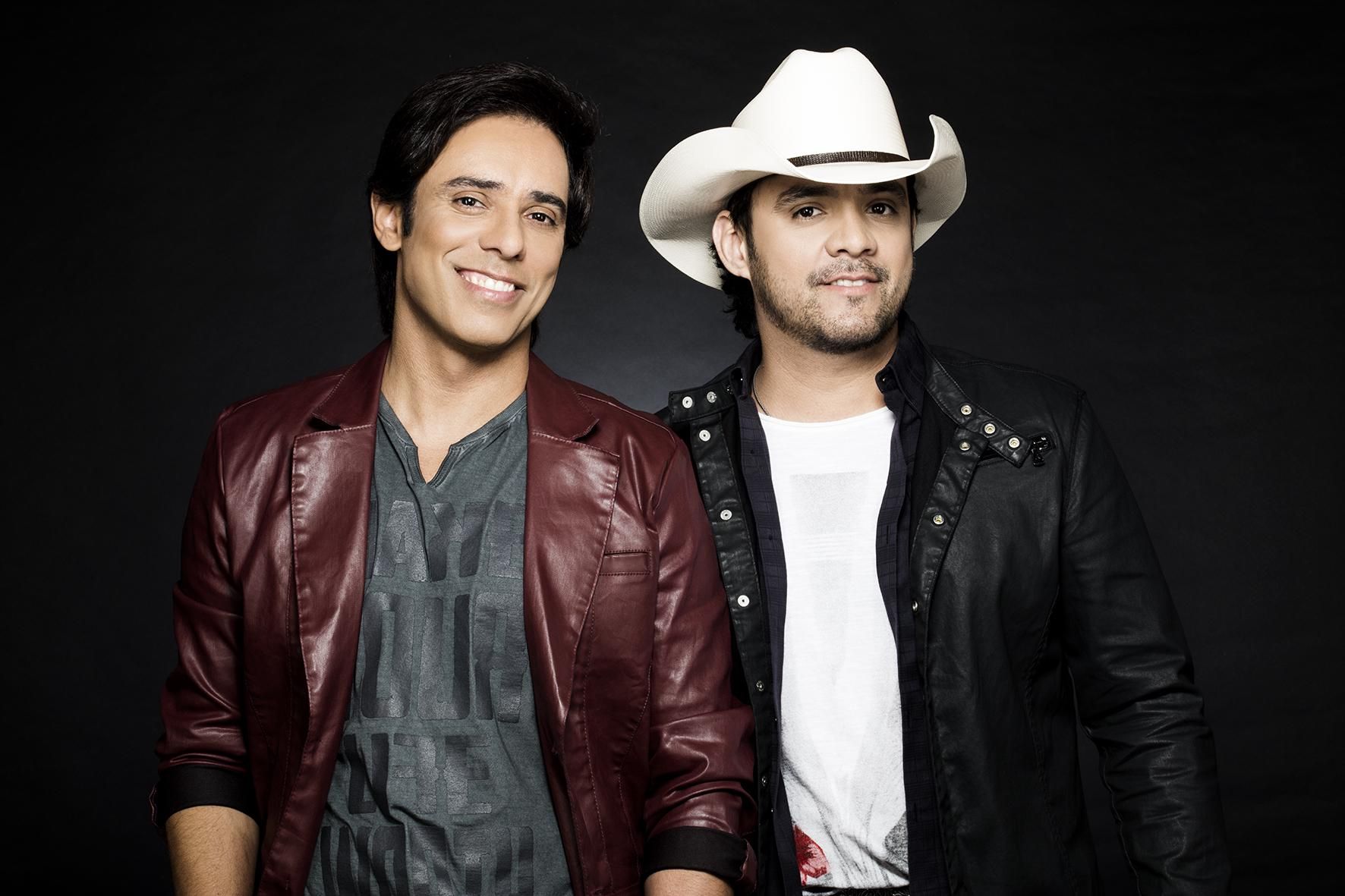 Show de Guilherme e Santiago é uma das atrações na abertura da 29ª Exponavi