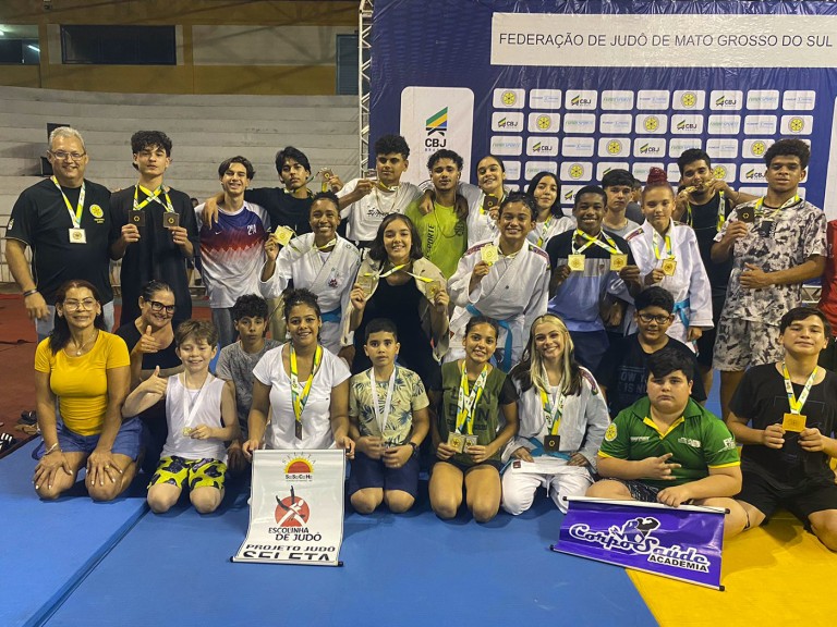 Seleção de Naviraí conquista 28 medalhas na Copa MS Incentivo de Judô 2023
