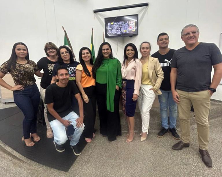 Servidores da Prefeitura de Naviraí participam de evento sobre a Nova Lei de Licitações e Contratos