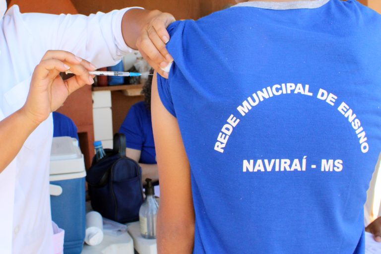 Atenção Primária da Saúde de Naviraí leva às escolas o programa Aluno Imunizado 2024