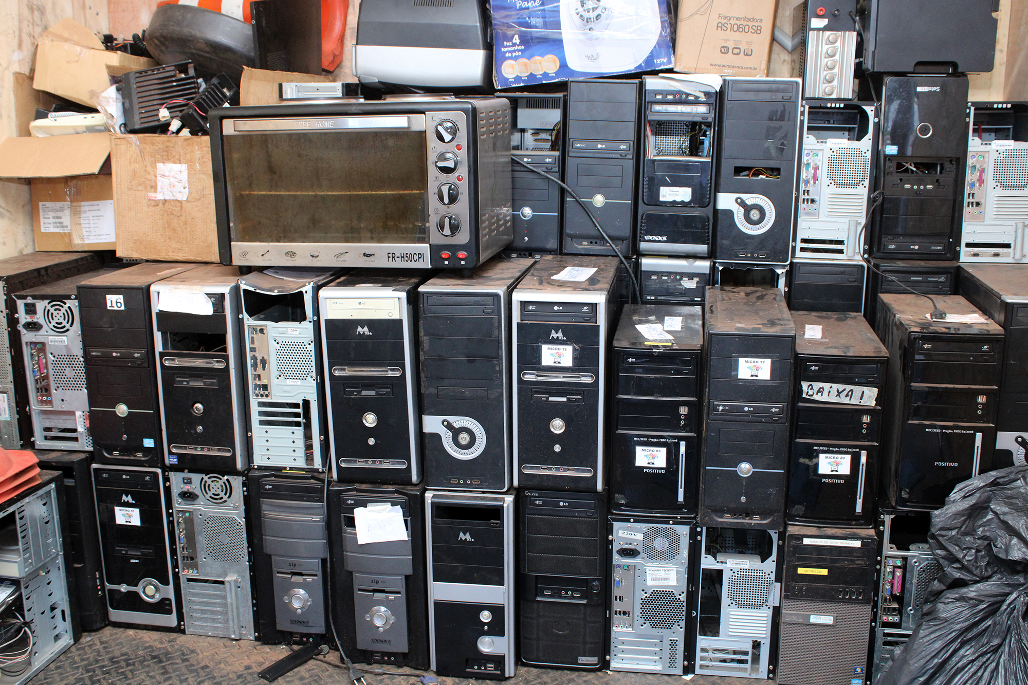 Com sete ecopontos, Prefeitura de Naviraí inicia Campanha de Coleta de Lixo Eletrônico