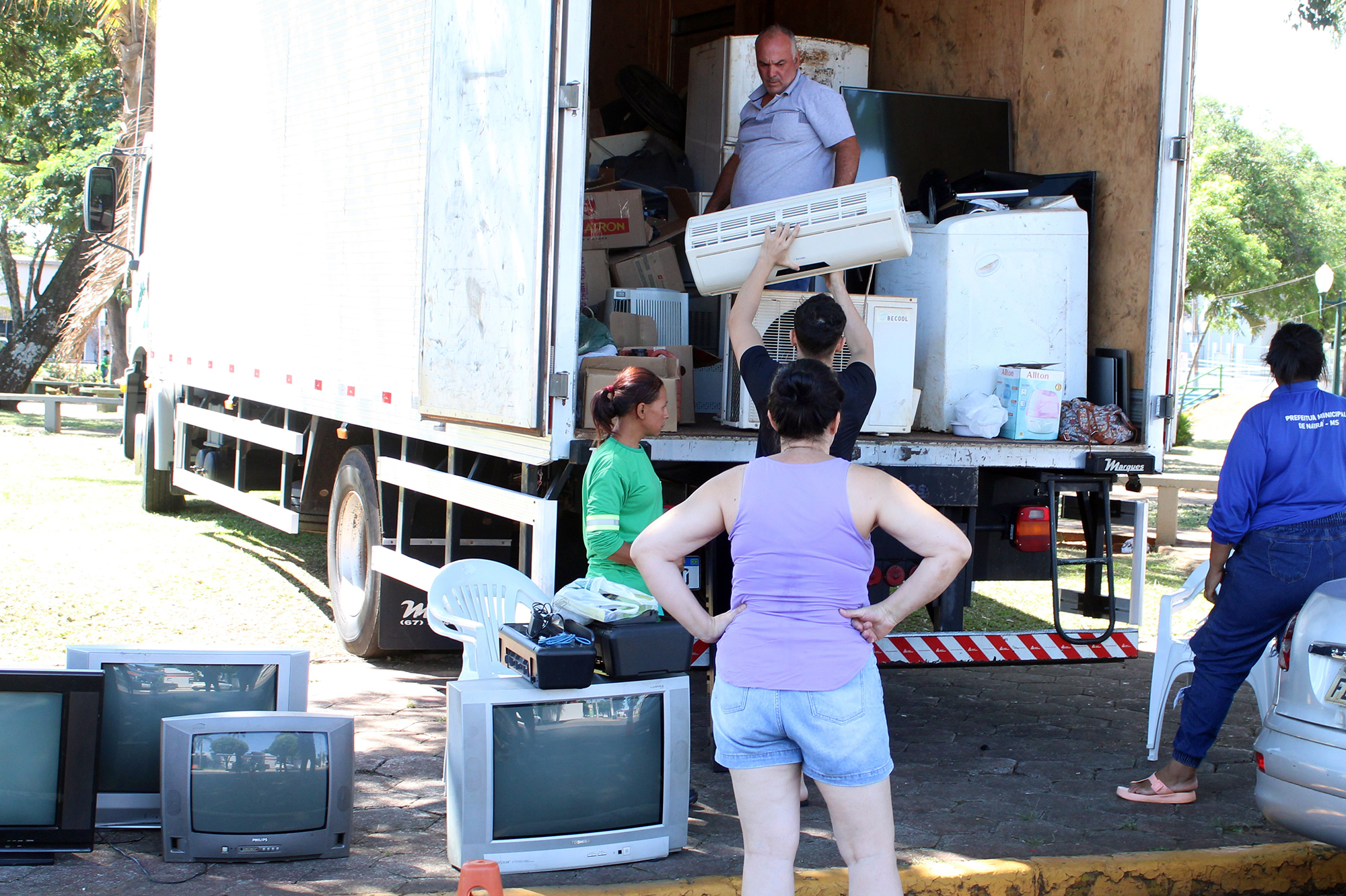 Campanha de coleta de lixo eletrônico em Naviraí recolheu quatro toneladas