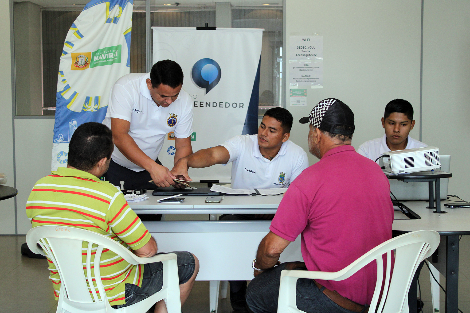 Durante a estada em Naviraí, Capitania Itinerante da Marinha do Brasil prestou 29 atendimentos