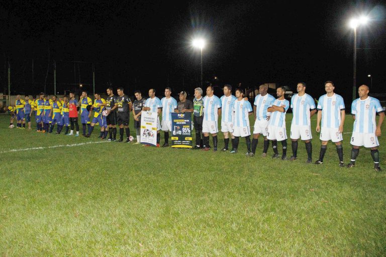 Prefeitura de Naviraí abre a 18ª edição da Copa Máster de Futebol Suíço