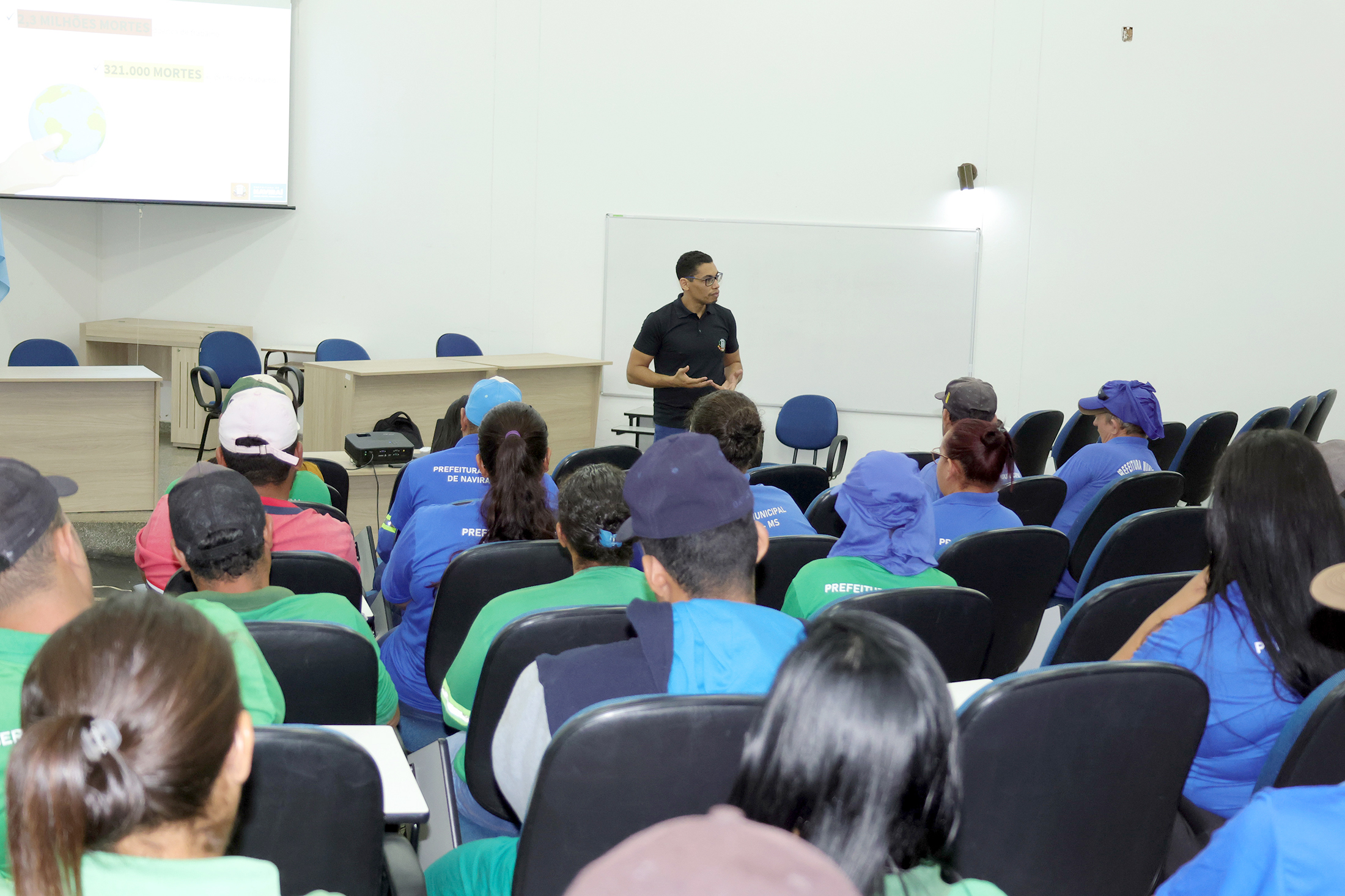 Prefeitura de Naviraí realiza capacitação de servidores com foco na promoção da segurança no trabalho