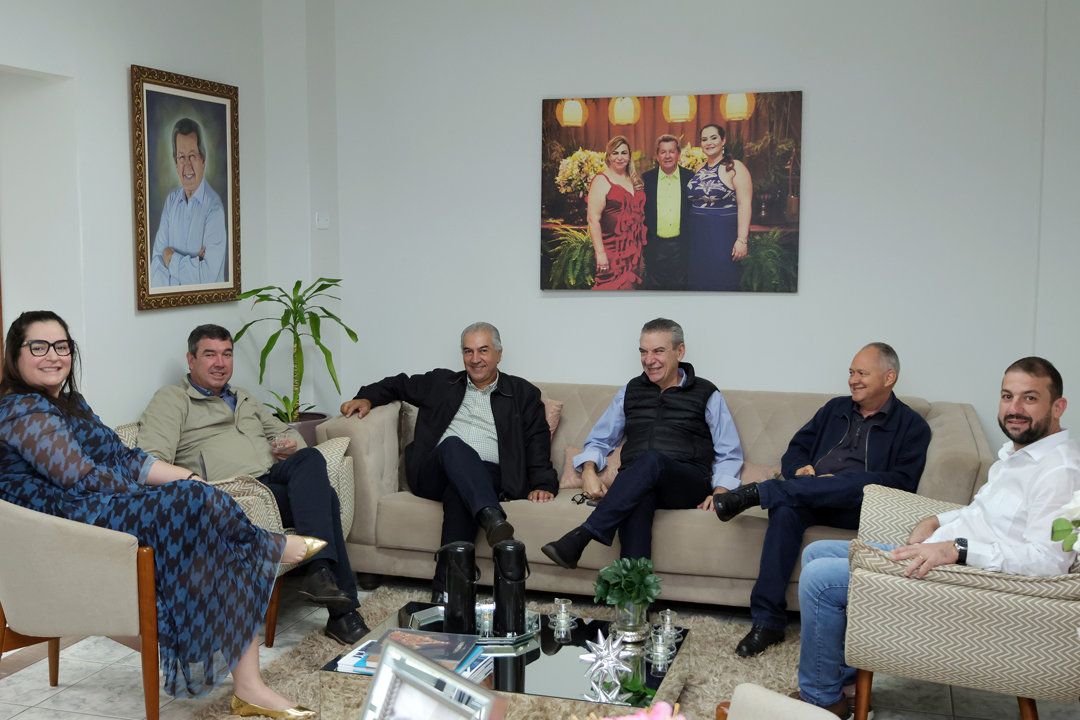 Prefeita recebe visita do Governador e projeta novos recursos para Naviraí