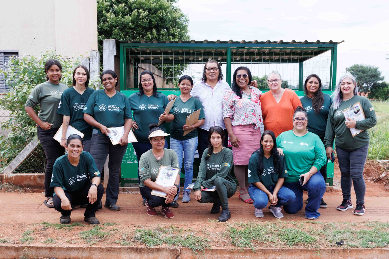 Autoridades inauguram Ponto de Entrega Voluntária de recicláveis no “Nelson Trad”