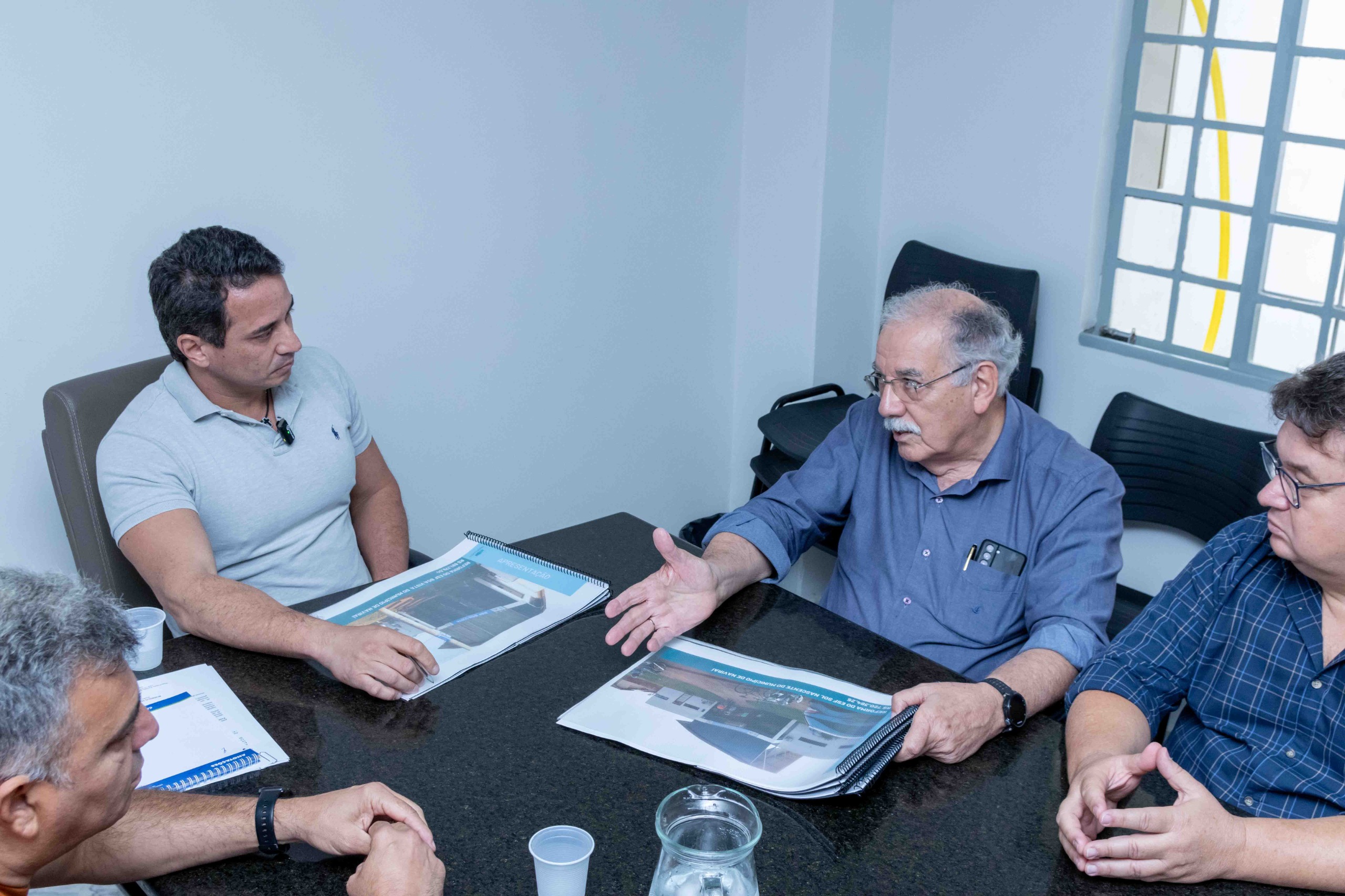 Deputado Dr. Luiz Ovando confirma R$ 3,9 milhões para reforma de 4 postos de saúde