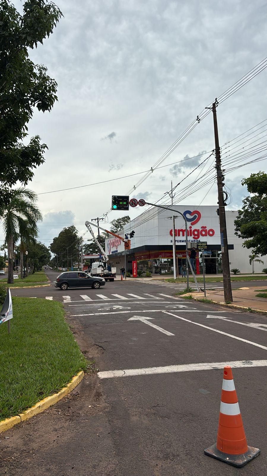 Prefeitura de Naviraí executa melhorias viárias e garante trânsito seguro à população