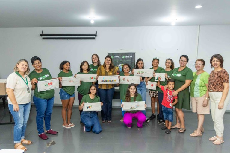 Curso de Bordado Ponto Cruz abre novas oportunidades em Naviraí