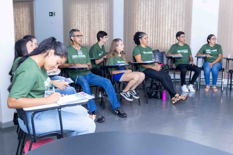 Assistência Social qualifica futuros empreendedores de Naviraí através de cursos