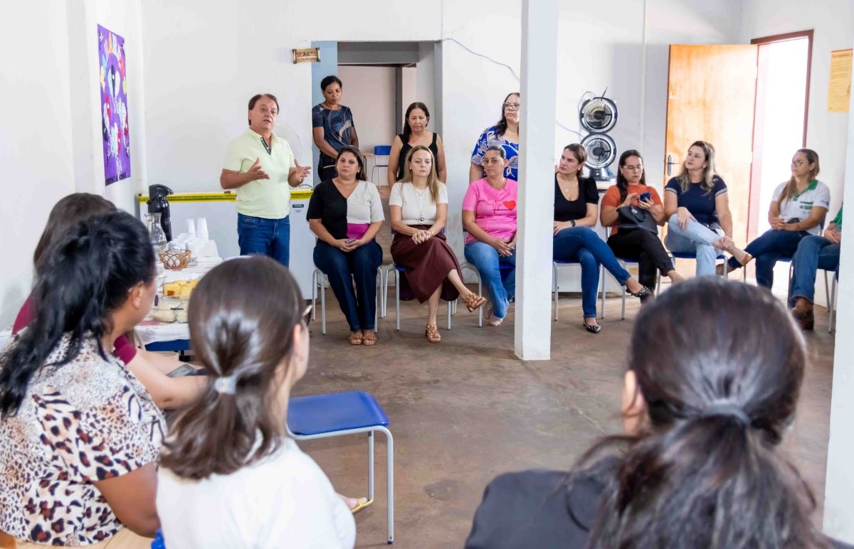Visando eficiência nos atendimentos à população gerências se unem e discutem intersetorialização