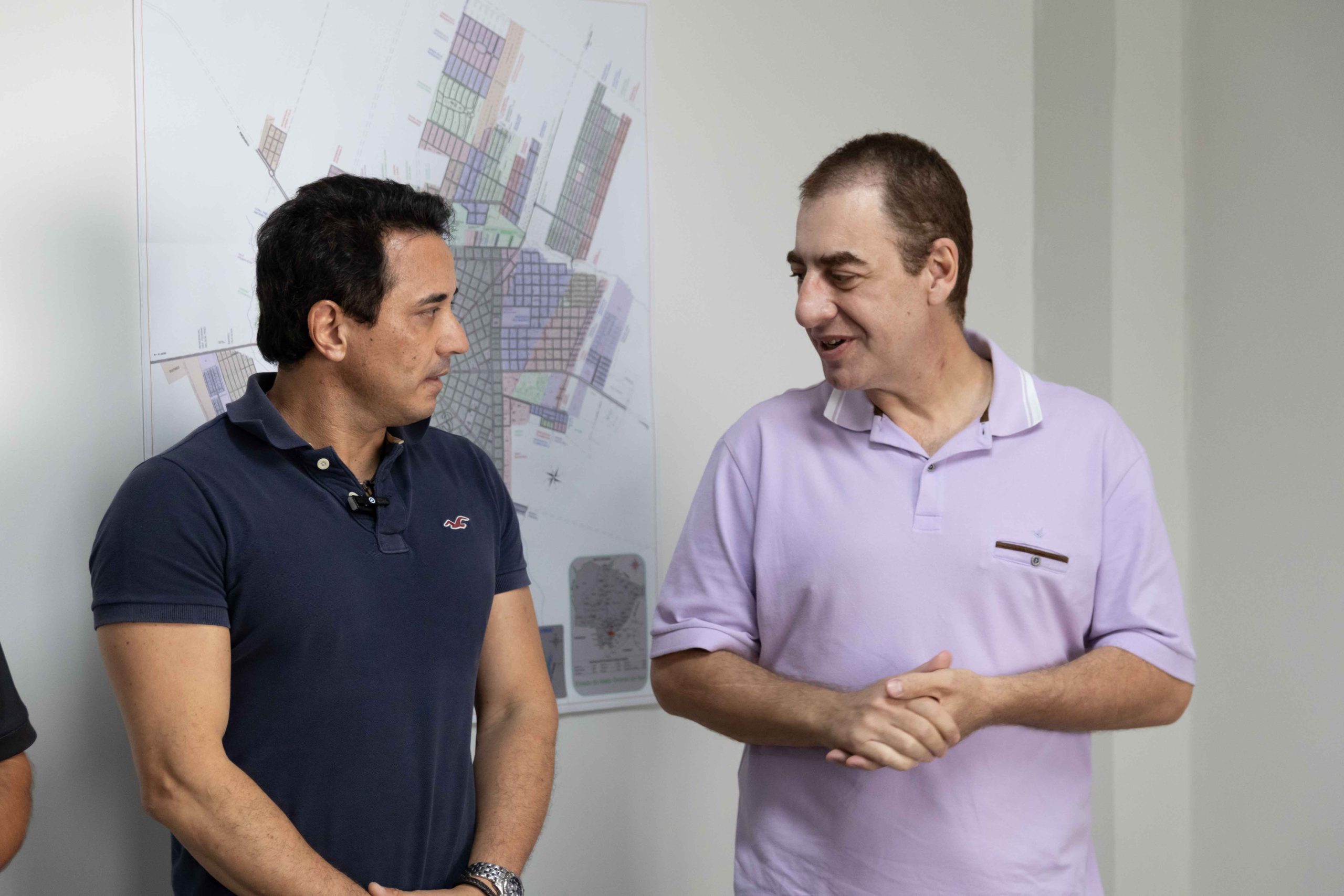 Deputado Neno visita o prefeito Rodrigo, destina emenda para Naviraí e recebe pleito da Educação